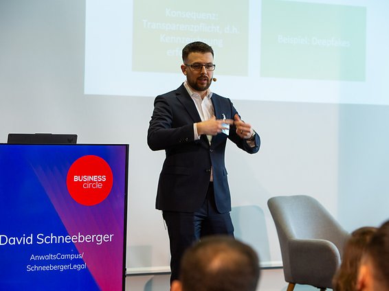 Dr. David Schneeberger als Redner beim Business Circle